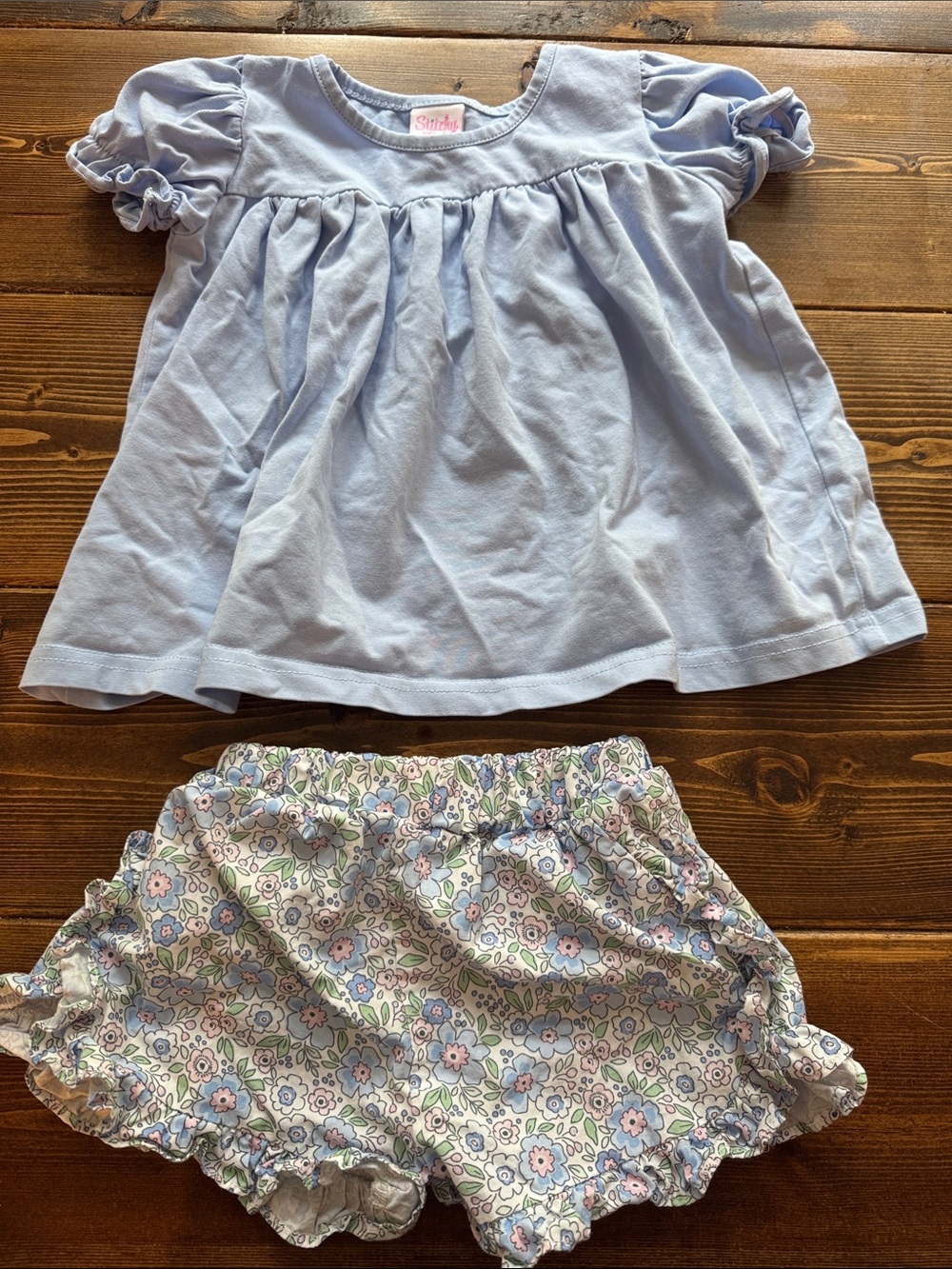 Stitchy Light Blue Puff-Sleeve Top & Floral Diaper Cover Set